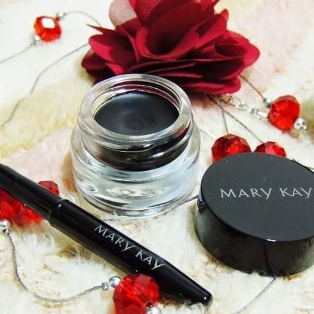 Mary Kay Gel Eyeliner.